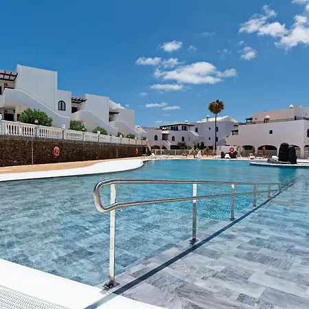 Apartamento Casa Ayram - Private Terrace - Pool - 10 Min Walk